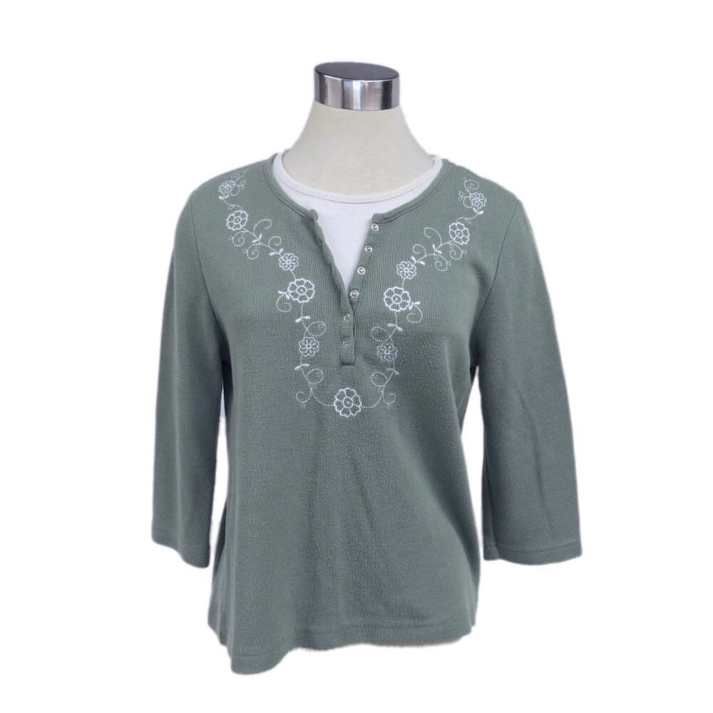 Hasting & Smith Petite Medium Sage Vintage Embroidered Sweatshirt ✨